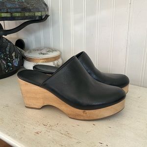 Everlane black leather mules clogs size 7.5